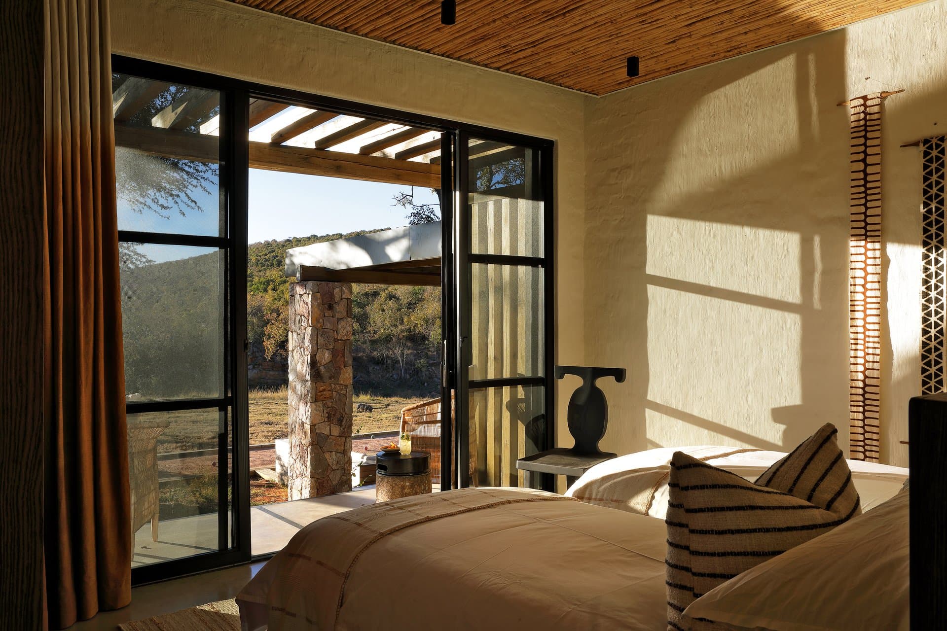 PulaHouse lodge and bedroom photography